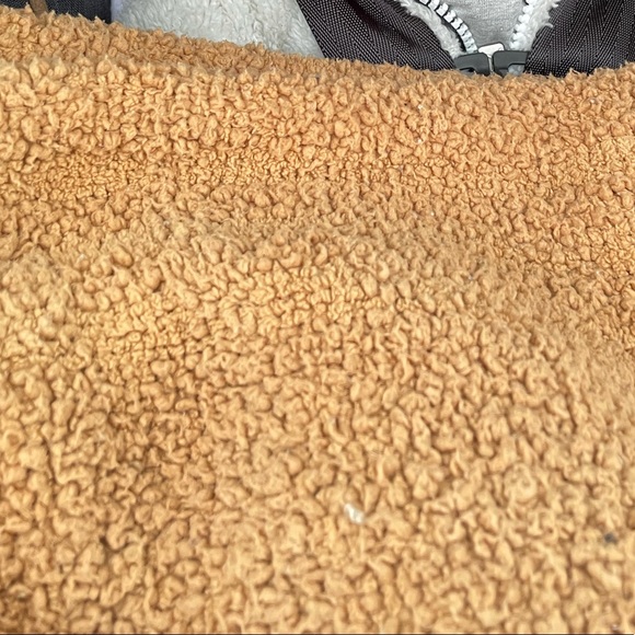 Meet your Posher, Hayley - Picture 1 of 1